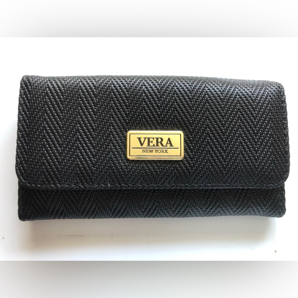 NWOT Vera New York Black Women's Wallet - Textured Finish